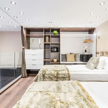 Luxurious 3-bedroom In The Center * Будапешт