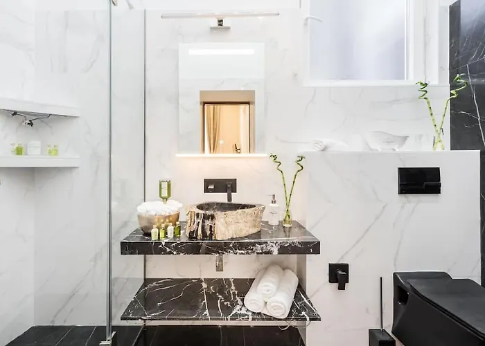 Luxurious 3-bedroom In The Center Apartmán Budapešť