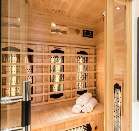Luxurious 3-bedroom In The Center Budapešť