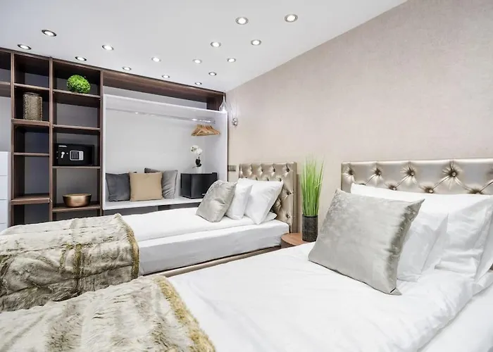 Luxurious 3-bedroom In The Center * Budapešť