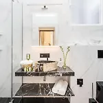 Luxurious 3-bedroom In The Center Apartmán Budapešť